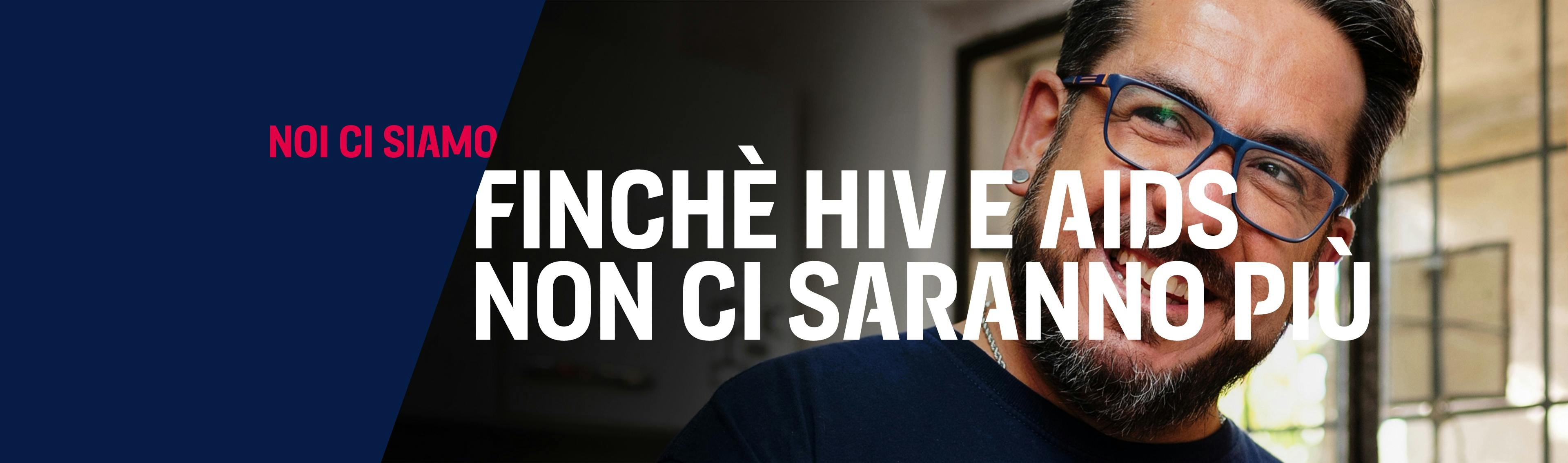 Uomo dell’Uruguay che vive con HIV sorride e guarda l’orizzonte